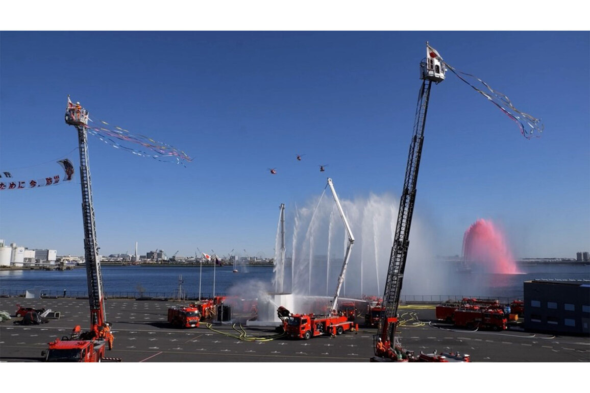 Tokyo Fire department showcases latest equipment at New Year's fire review