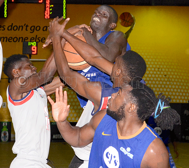  ity ilers ames kello center fights for a rebound with   anons eter ifuma left and oseph huma during game one of the best of seven final playoffs game at ugogo ov 28 2019  won 6759 hoto by ichael subuga