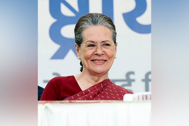 PM Modi prays for Sonia Gandhi's healthy life on her birthday