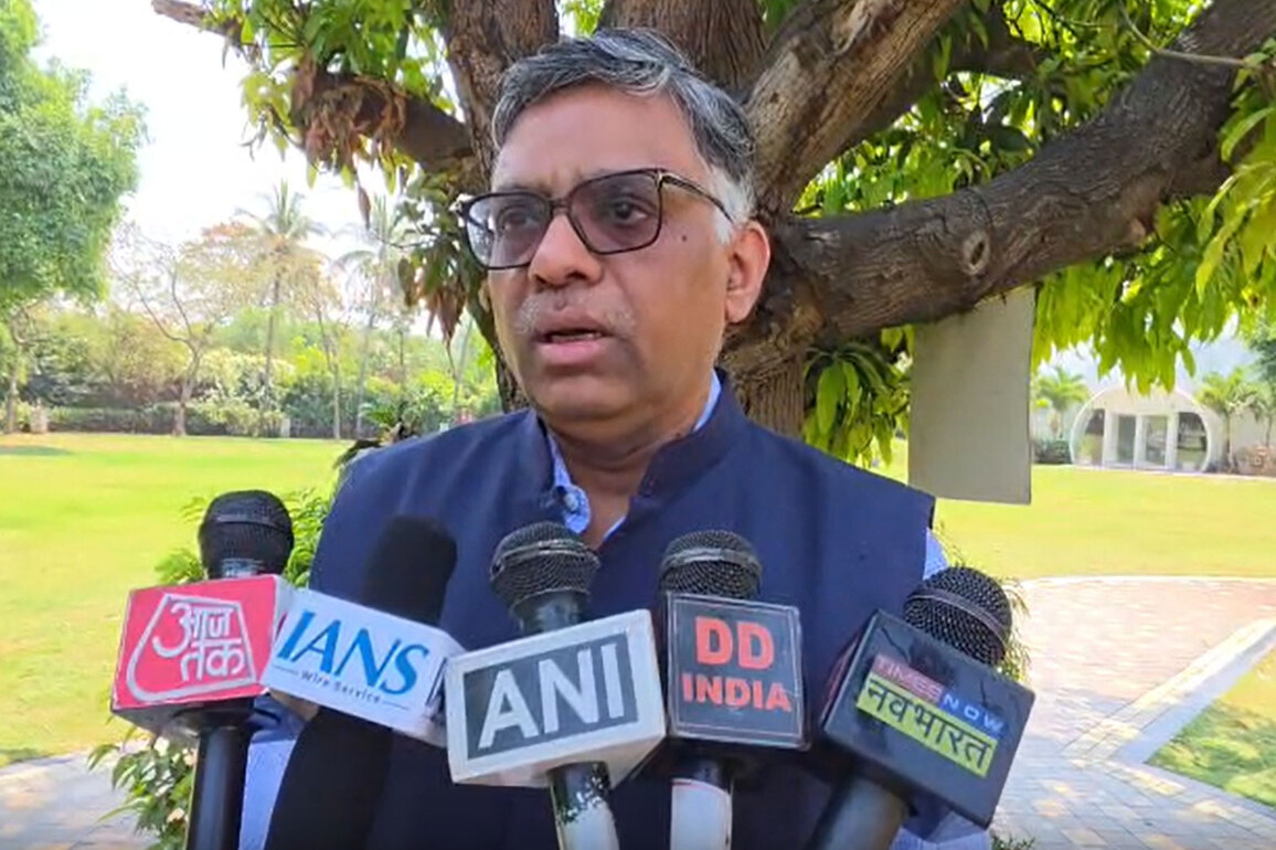 Amul's supplies to Gulf market remain consistent: MD Jayen Mehta