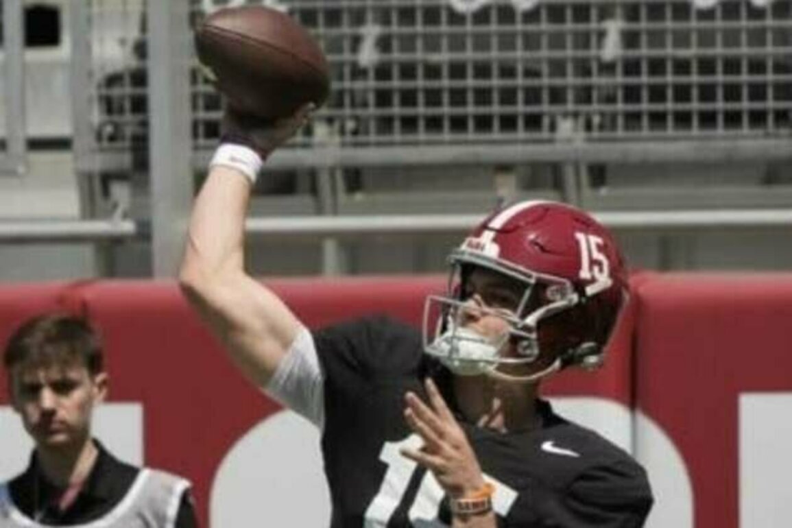 Reports: Alabama to name Ty Simpson starting quarterback