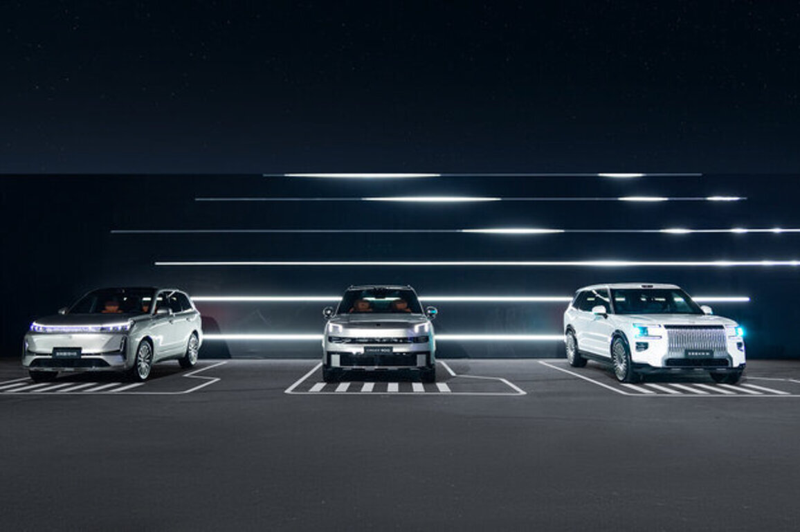 Chinese carmakers step up presence at Hungary auto show