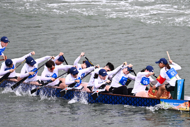 (SP)CHINA-HAINAN-SANYA-ASIAN BEACH GAMES-DRAGON BOAT-SMALL BOAT-WOMEN'S 100M STRAIGHT RACE(CN)