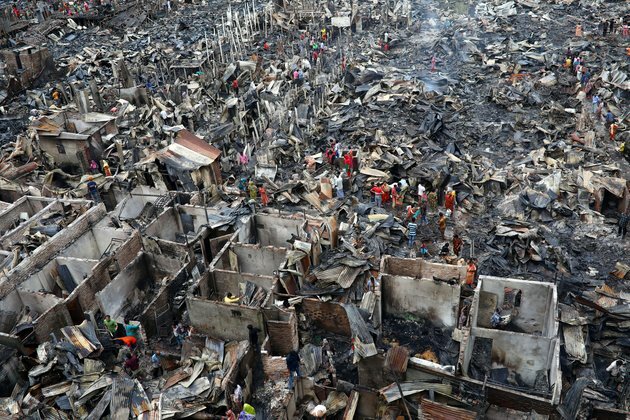 Thousands left Homeless in Bangladesh Slum Fire