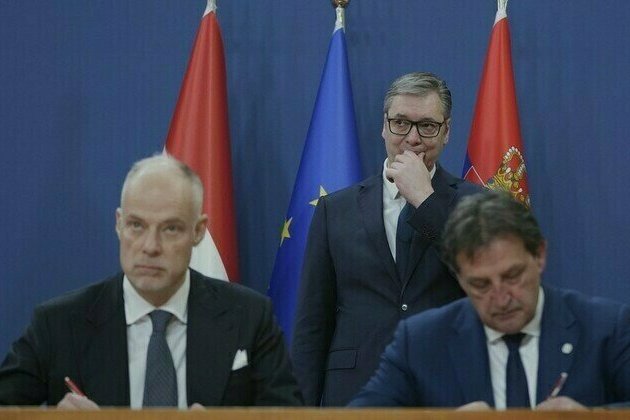 Serbian president hails budding military alliance with NATO maverick