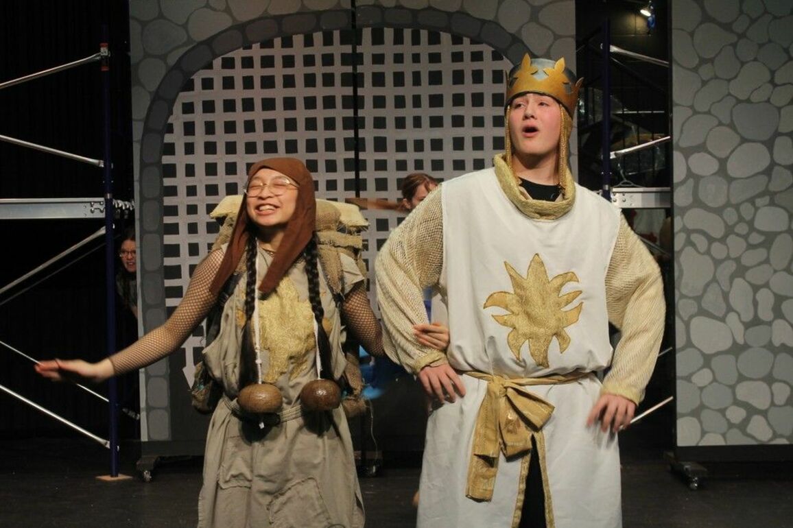 Alberta Youth Theatre Collective reviews Spamalot