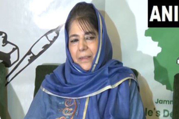 "They only gain votes by playing Hindu-Muslim card": Mehbooba Mufti