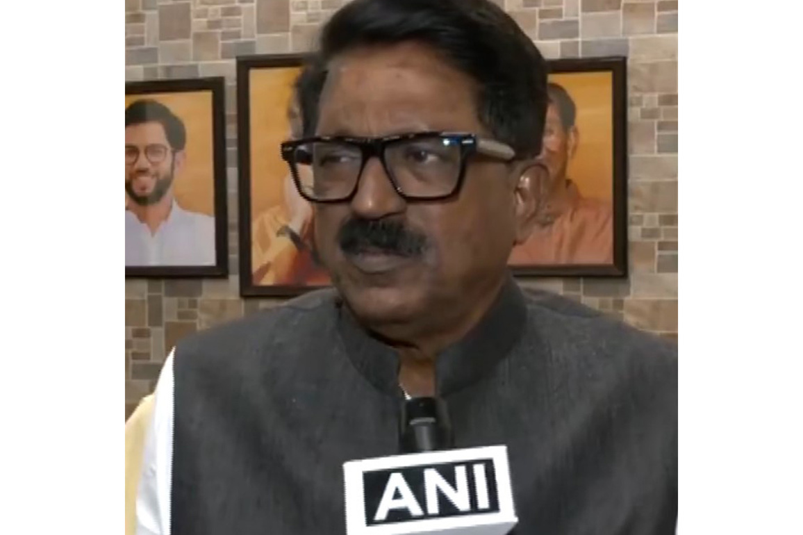"Right to protest, but they...," UBT Sena MP Arvind Sawant on Youth Congress' "shirtless" protest at AI Summit