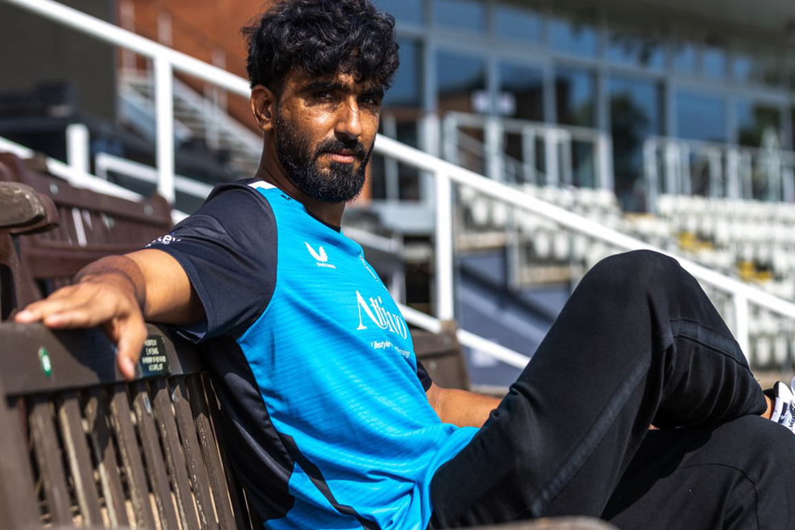 Pakistan spinner Usama Mir signs a three year deal with Worcestershire