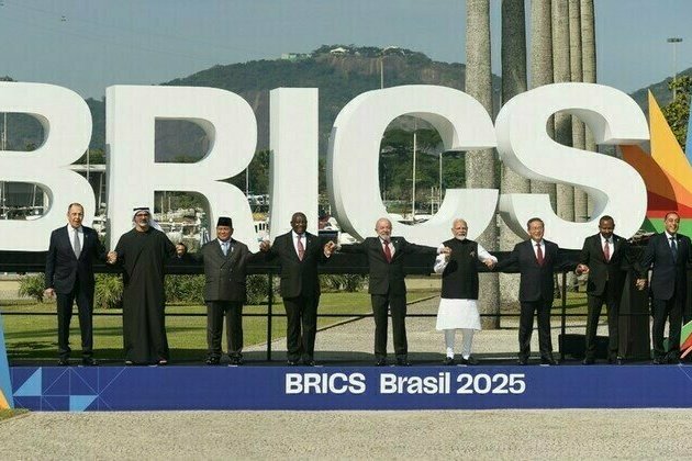 Major BRICS country responds to Trumps tariff threat