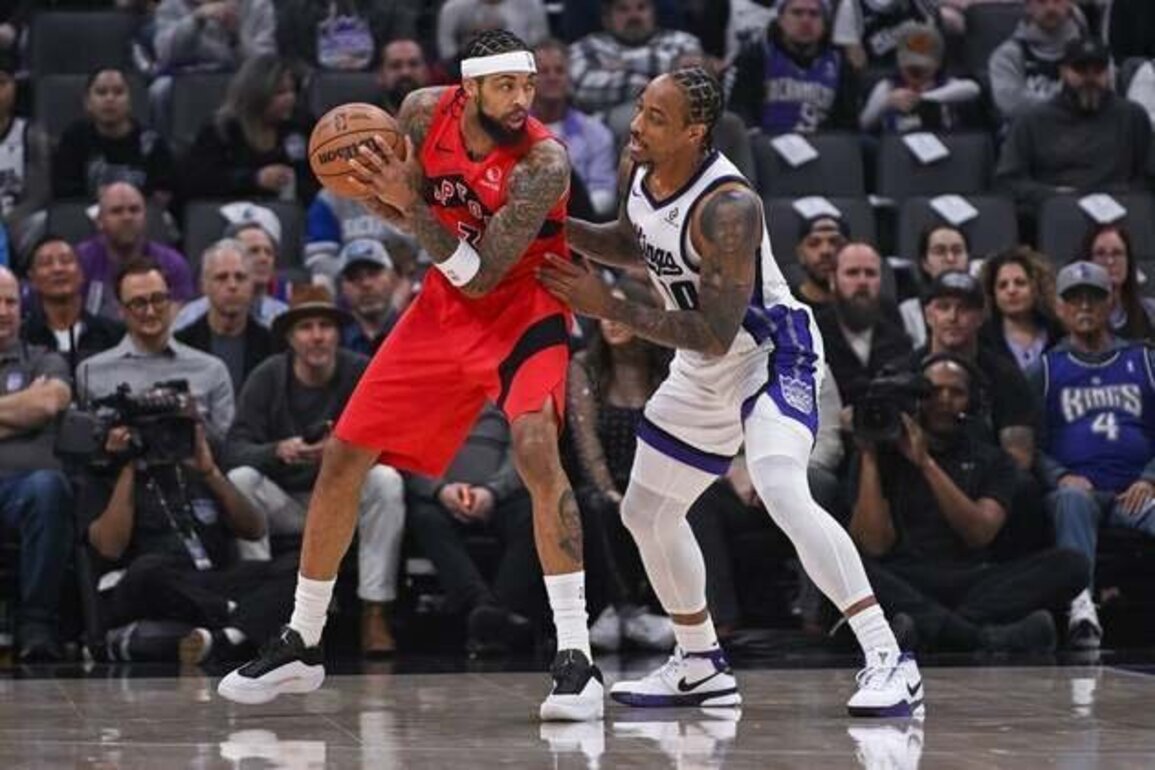 Raptors claw back with huge 3rd quarter, then hold off Kings