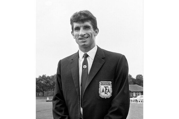 Argentina football legend Antonio Rattin passes away at 89