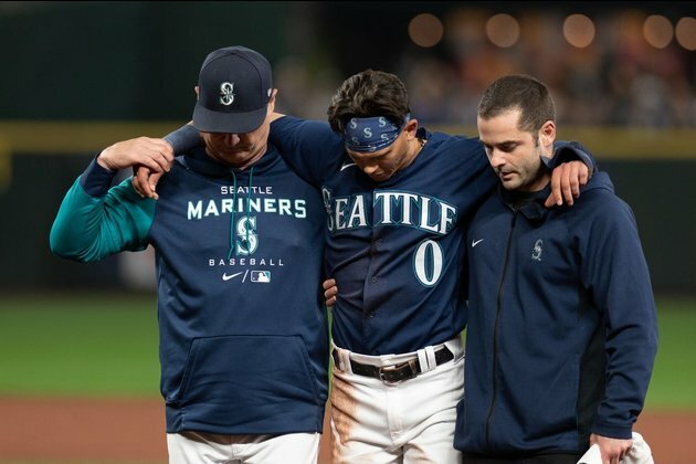 Ailing Mariners close with Tigers en route to playoffs
