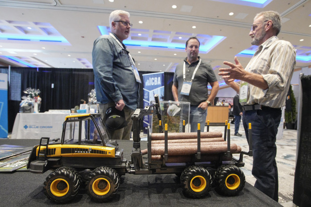 CANADA-VANCOUVER-TRUCK LOGGERS-CONVENTION & TRADE SHOW