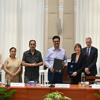 Delhi University signs MoU with University of Leeds to promote research collaboration and student exchange