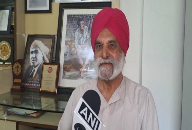 "Central govt is biggest threat to their ideals": Bhagat Singh kin on row over Delhi CM's portrait with freedom fighters