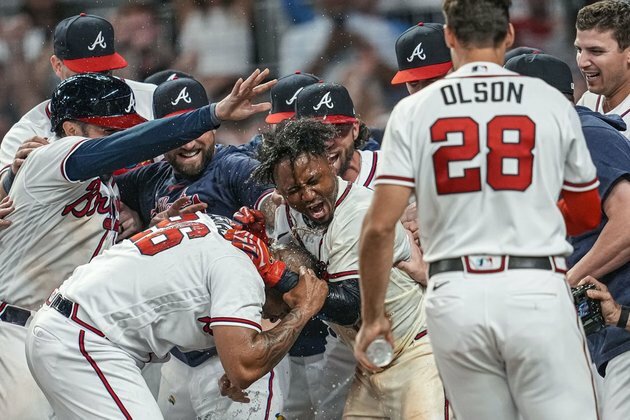 MLB roundup: Braves rally, win 10-inning slugfest vs. Mets