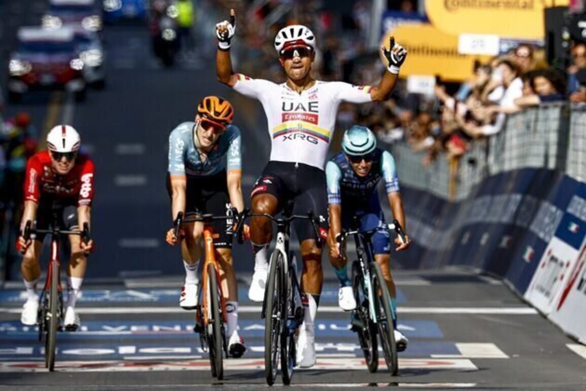 UAE Team Emirates-XRG wins Giro d'Italia stage 4 title