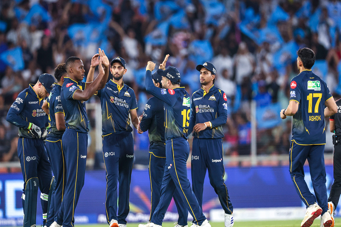 "Our bowlers were just little bit off their rhythm": Hayden after GT's narrow six-run loss to RR
