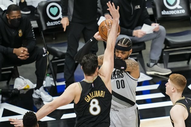Carmelo Anthony moves to 10th in all-time NBA scoring