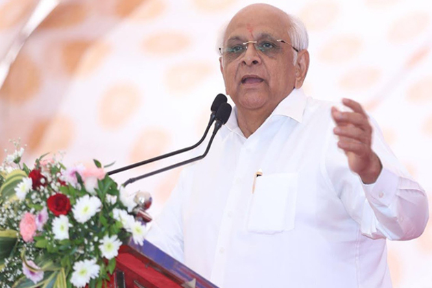 Gujarat CM Bhupendra Patel visits Khavda Renewable Energy Park, reviews ongoing work