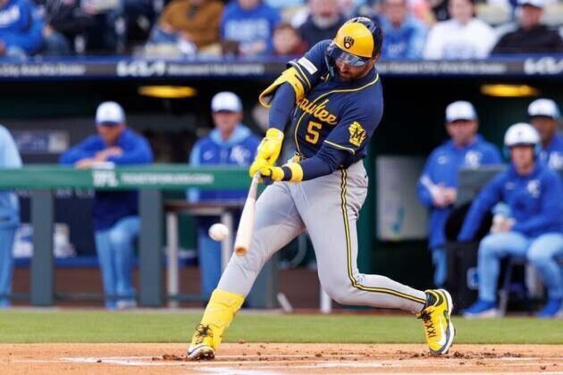 Brewers' Garrett Mitchell bids for encore in finale vs. Royals