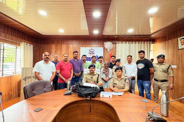 MDMA worth over Rs 10 crore seized near Nepal border in Uttarakhand; woman arrested