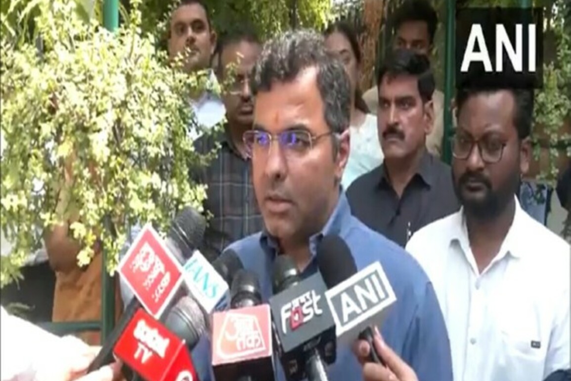 "Our govt has done more work in 100 days than previous govt: Delhi minister Parvesh Verma