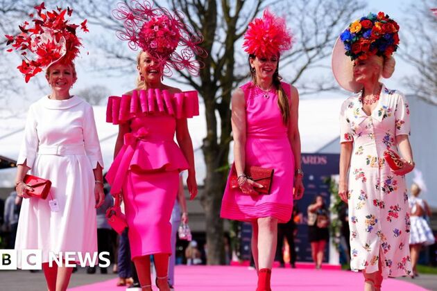 Thousands enjoy day at Aintree&#39;s Grand National Ladies Day