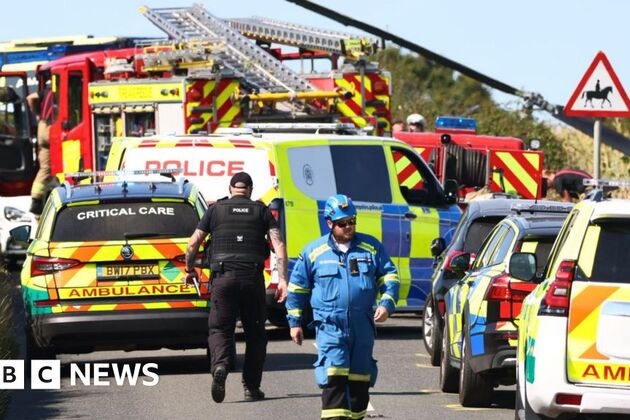 Three dead and one hurt in Isle of Wight helicopter crash