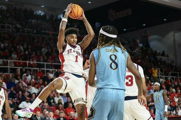No. 5 St. John's opens with rout of overmatched Quinnipiac