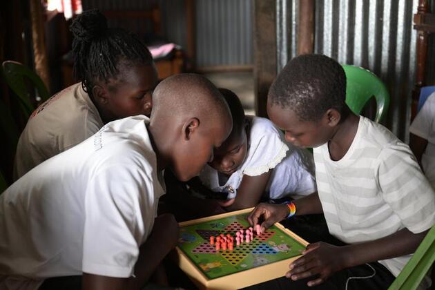 (Hello Africa) On Kenya's Maasai Mara plains, Chinese duo builds home of hope for 29 girls