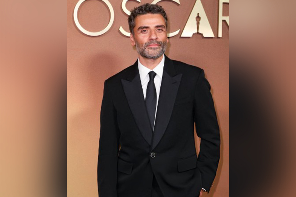 "Love never goes out..": Oscar Isaac recalls touching words of his late mother