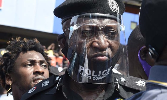 Nigerians pressure government over police brutality vow Nigerians pressure government over police brutality vow