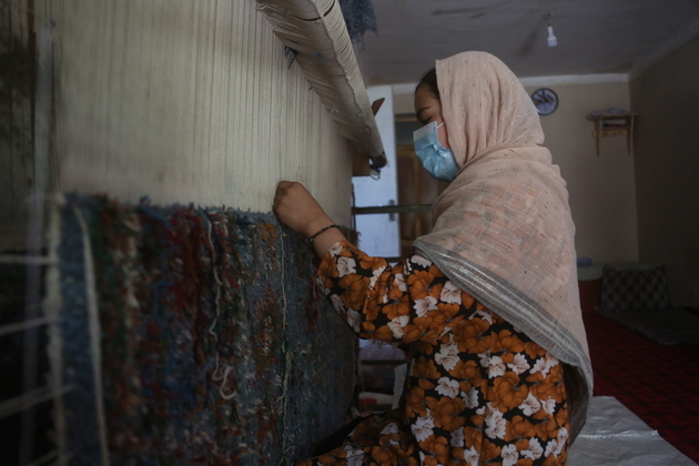 AFGHANISTAN-HANDMADE CARPET-JOB