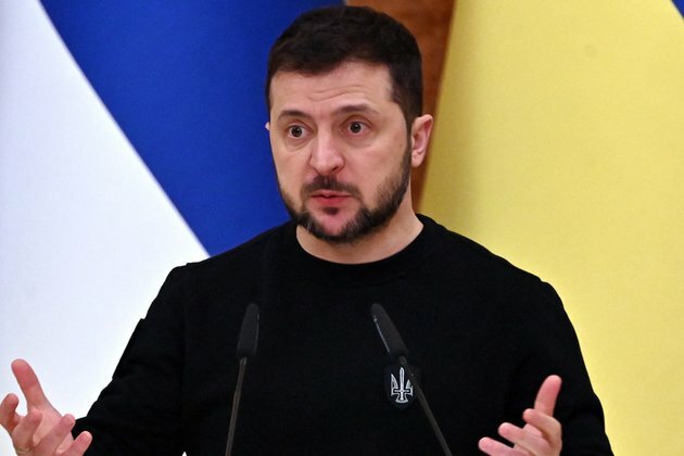 Zelensky makes big business pitch to US