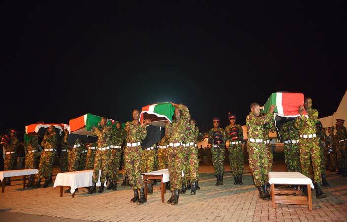  enya rmy soldiers unload the remains of their fallen comrades on anuary 18 2016 at the ilson airport in airobi after they were flown in from ldde southwestern omalia  enya said a search and rescue operation was underway in omalia on anuary 17 as laedalinked militants claimed to have killed over 100 enyan soldiers in ridays attack on an frican nion base     