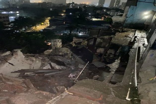4 houses collapse in Mumbai due to heavy rain, no casualties