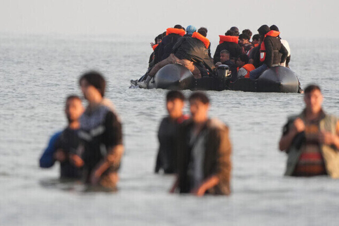 Child migrants arriving in UK revealed to be adults  Sun