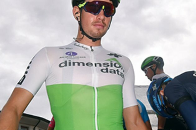 Team Dimension Data renew 6 rider contracts