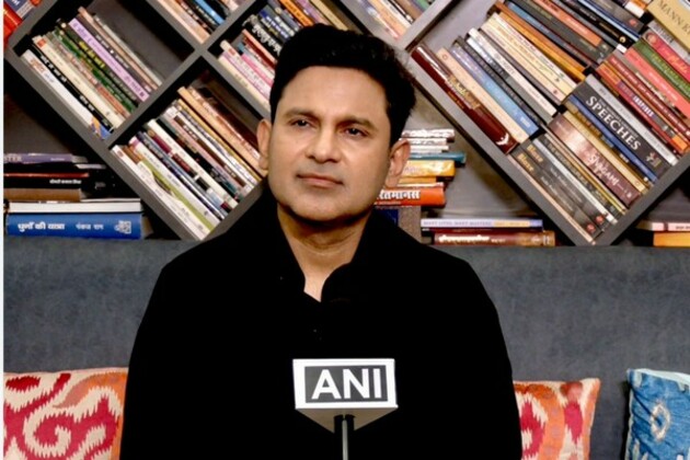 "No need to destroy Aurangzeb's grave...": Lyricist Manoj Muntashir suggests building toilets under Swachh Bharat Mission