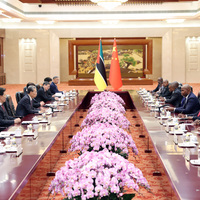 CHINA-BEIJING-ZHAO LEJI-MOZAMBICAN PRESIDENT-MEETING (CN)