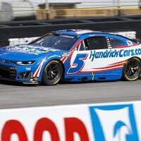 Kyle Larson looks to defend title at Kansas' AdventHealth 400