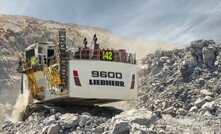 The Liebherr R9600 spent a year being put to the test in Australia.