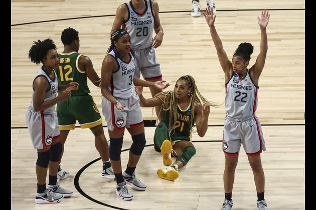 Baylor hires Atlanta Dream's Nicki Collen to replace Kim Mulkey