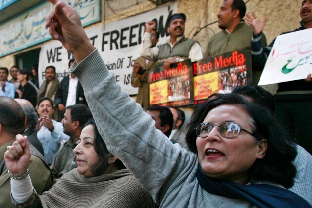 Women still pushed to the margins in Pakistan's newsrooms, says report