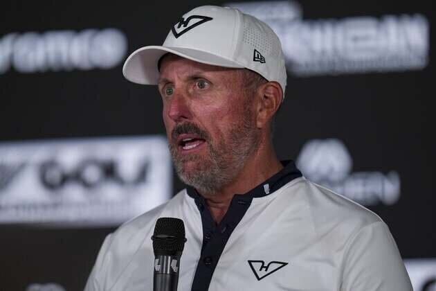 Phil Mickelson to make LIV season debut this week