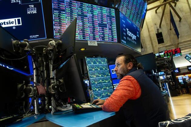 Trillion-dollar Wall Street crash sounds alarm over AI mob mentality