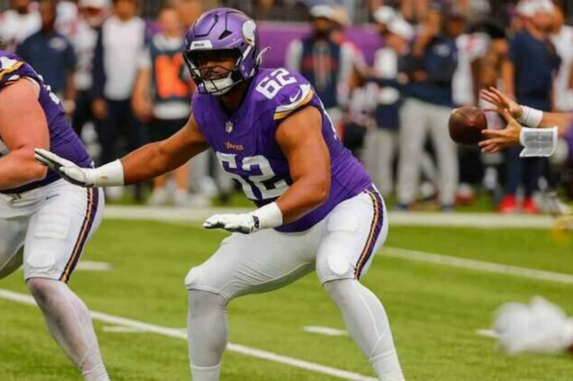 Seahawks Sign T Logan Brown To Practice Squad
