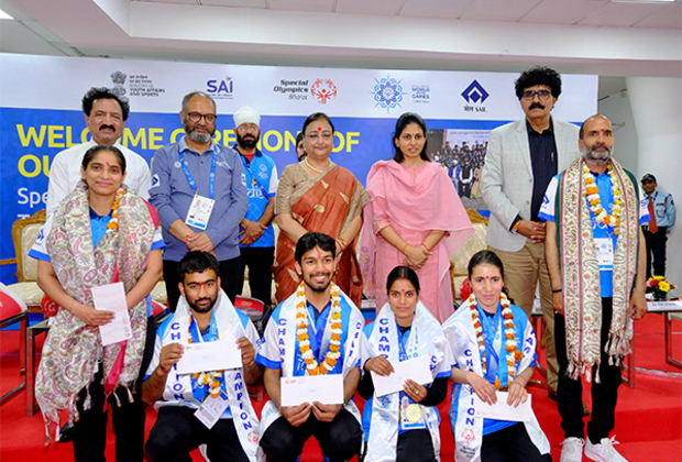 India celebrate triumph of athletes returning from Special Olympics World Winter Games 2025